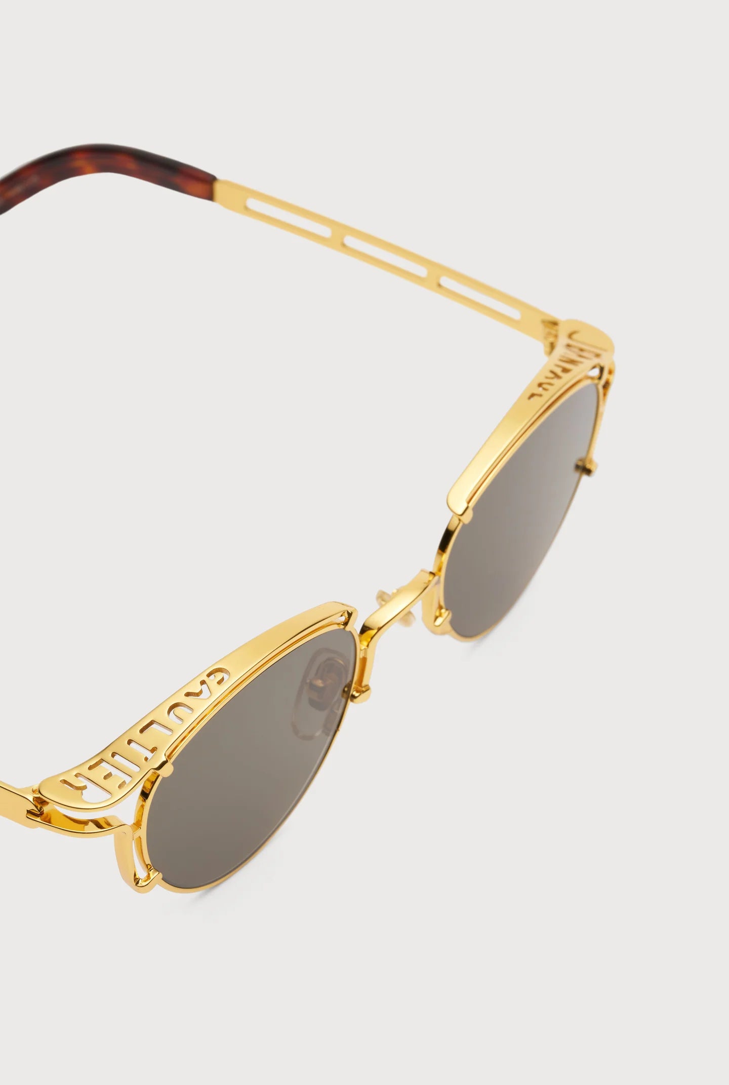 Lunette de soleil Jean Paul Gautier 56-5102 Dorées