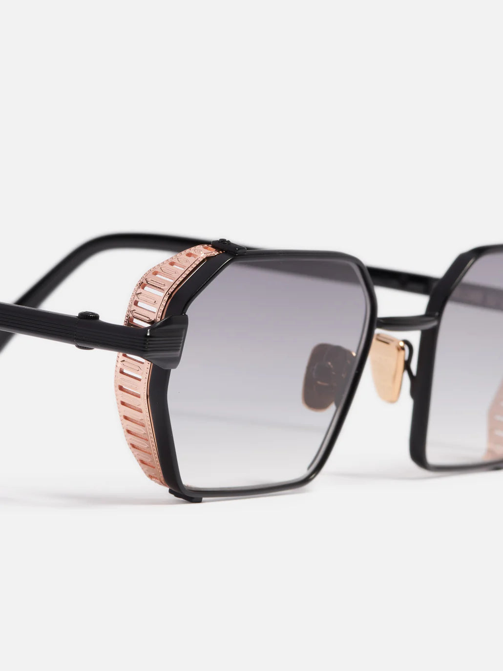 Lunette de soleil John Dalia Dennis c455